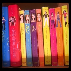 Pretty little liars book series